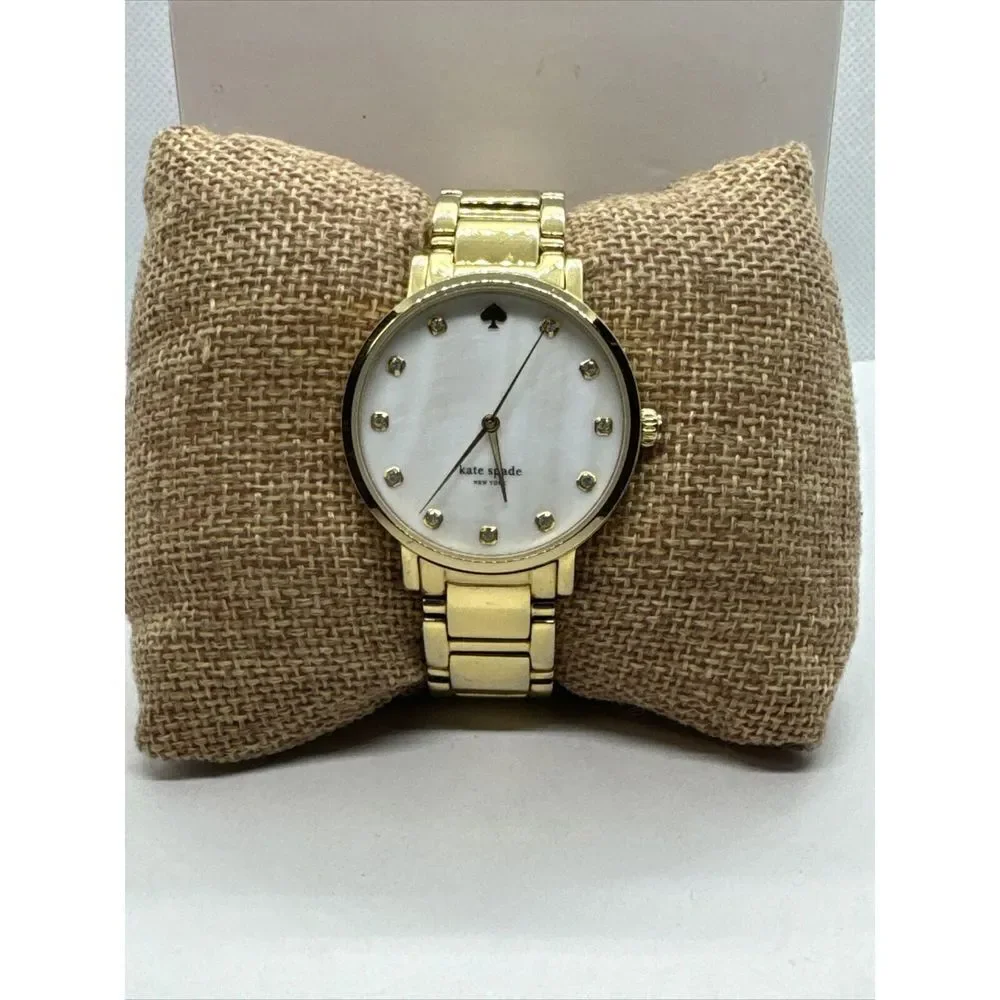 Kate Spade New York 0007 Women's Gold Stainless Steel Analog Dial Watch JNA109